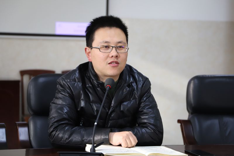 我校教導(dǎo)處、教科室組織召開教研組長(zhǎng)工作協(xié)調(diào)會(huì)