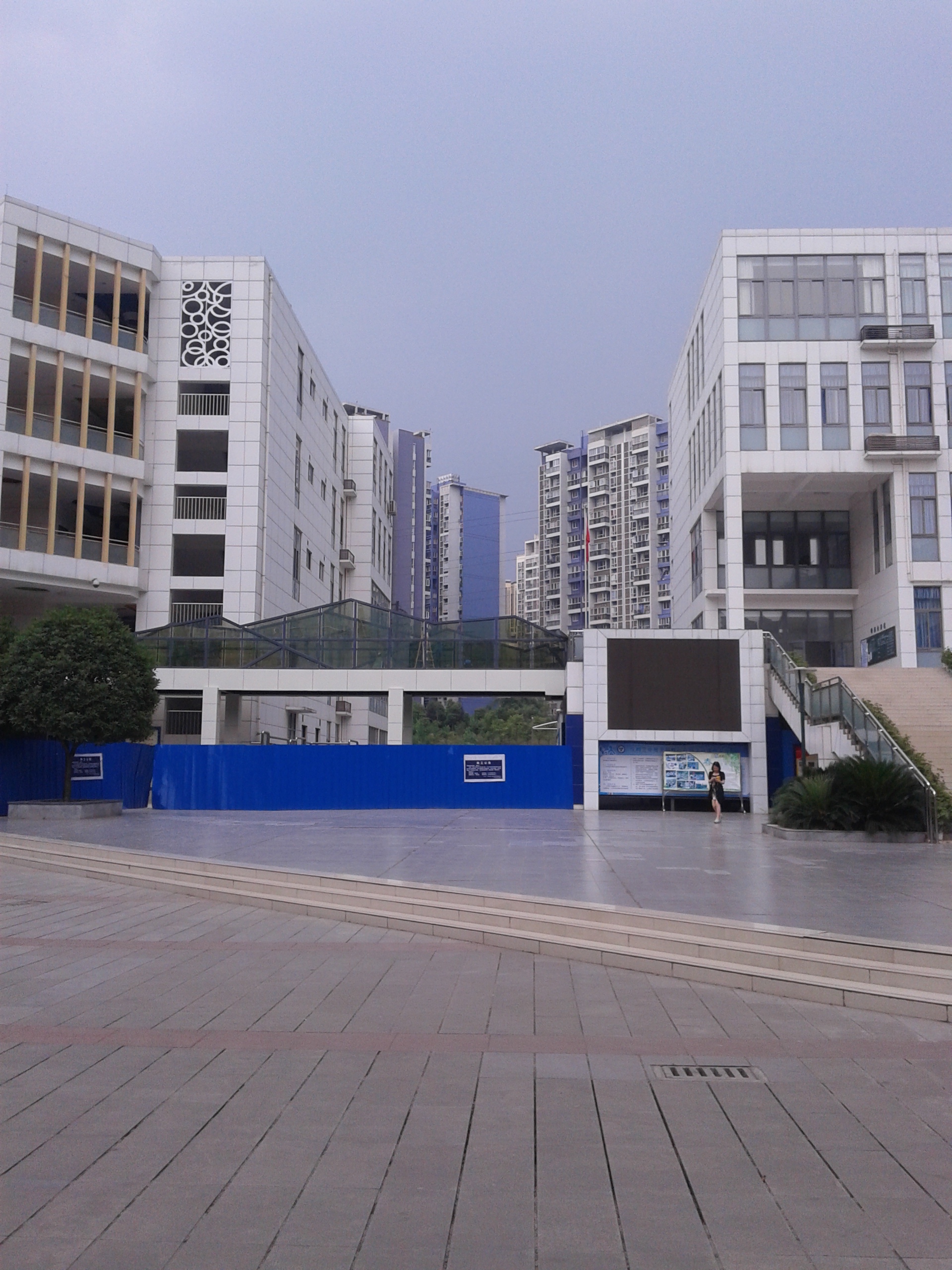 成都市第三中學(xué)學(xué)校環(huán)境