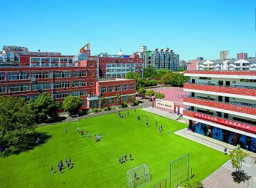 成都石室雙楠實驗學(xué)校地理位置在哪兒？