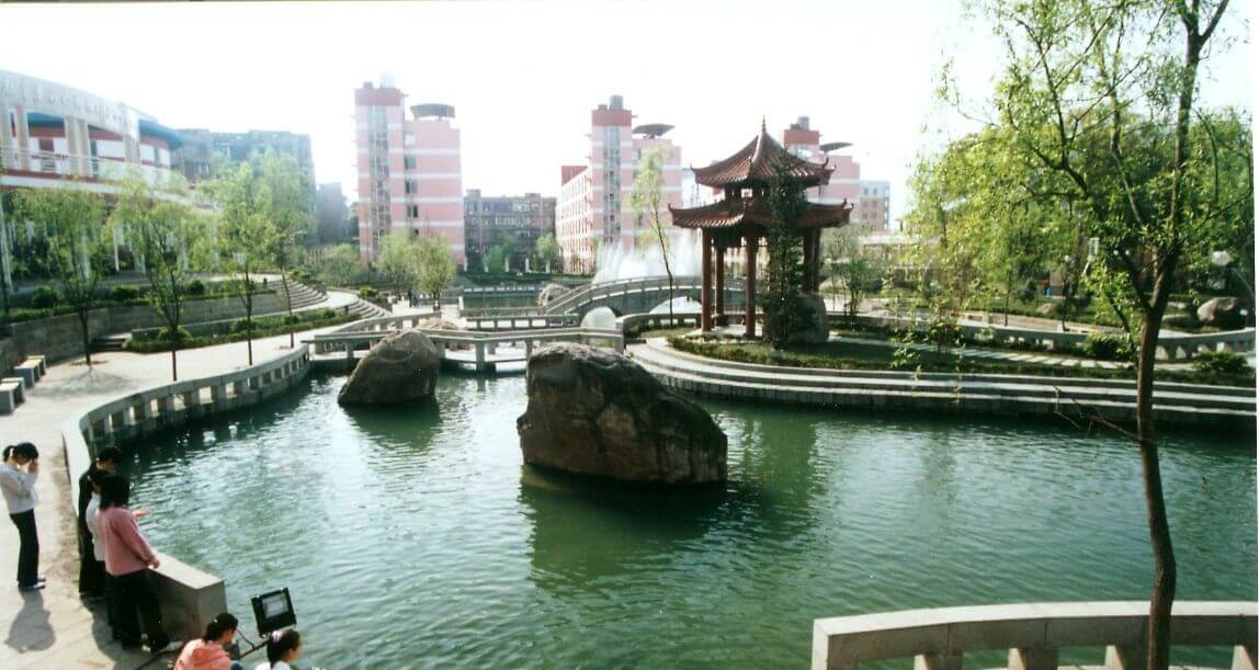 宜賓市第三中學2018年班級設置