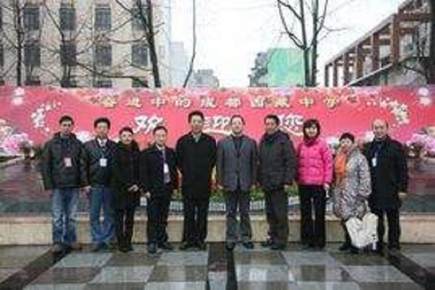 成都西藏中學(xué)環(huán)境好不好？