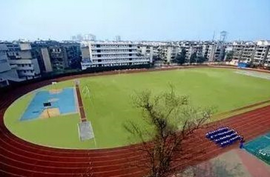 成都實(shí)外新都五龍山學(xué)校校園環(huán)境怎么樣？
