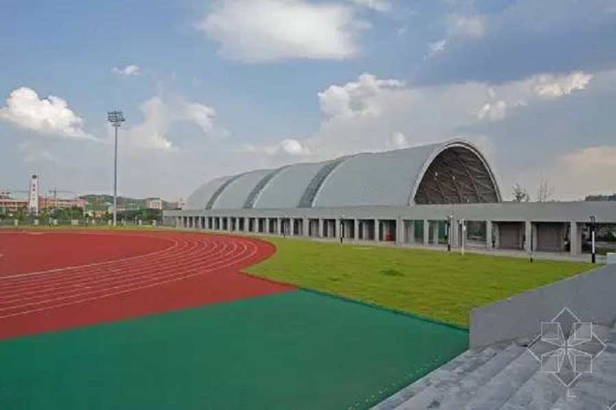 綿陽市奧林匹克體育學校是公辦的嗎？