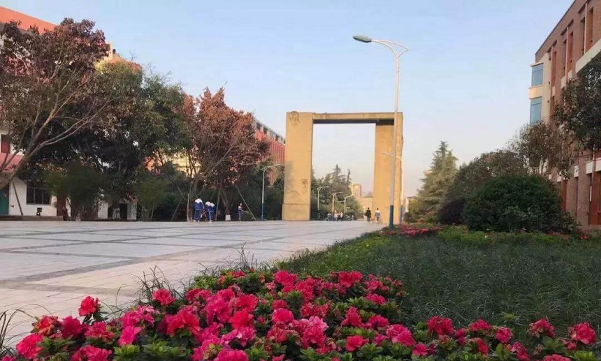 羅江中學(xué)在哪里，有沒有地址？