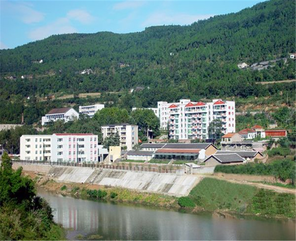 劍州中學(xué)2020年收費(fèi)標(biāo)準(zhǔn)是多少？