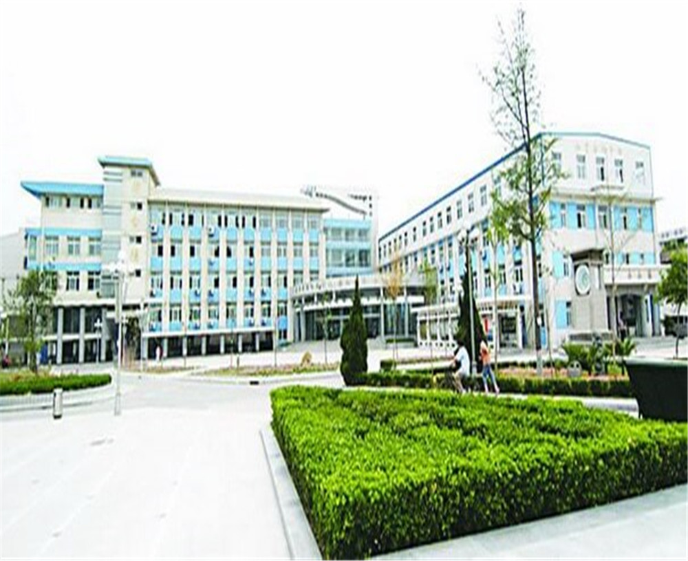 開封中學(xué)2020年學(xué)校學(xué)費多少錢一年？