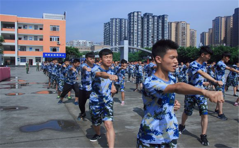 內(nèi)江十中學(xué)校詳細地址在什么地方？