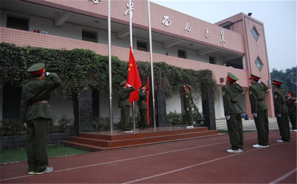 成都三十六中高中部的錄取分?jǐn)?shù)是多少分？