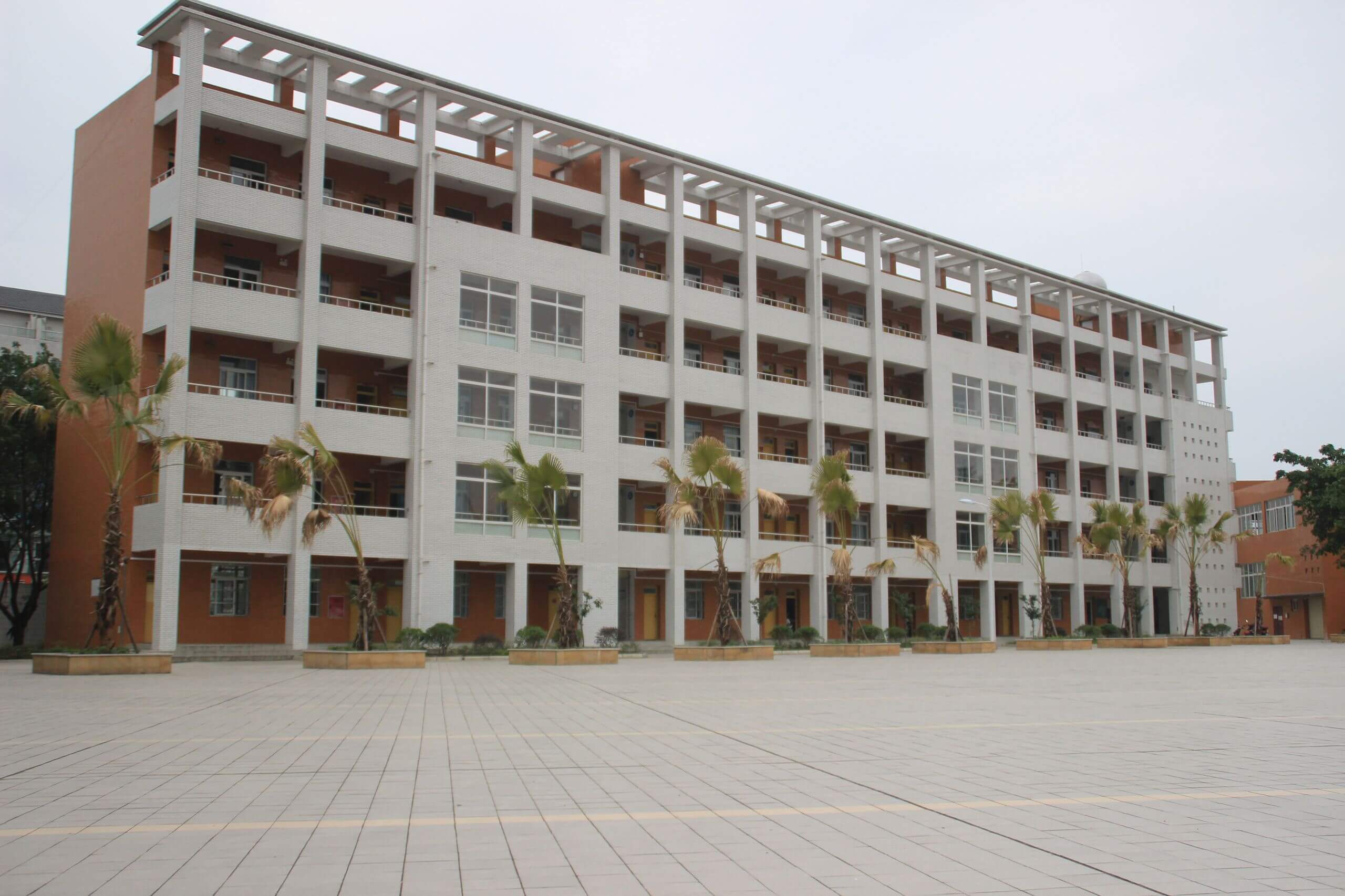 金堂實(shí)驗(yàn)中學(xué)的高中怎么樣？