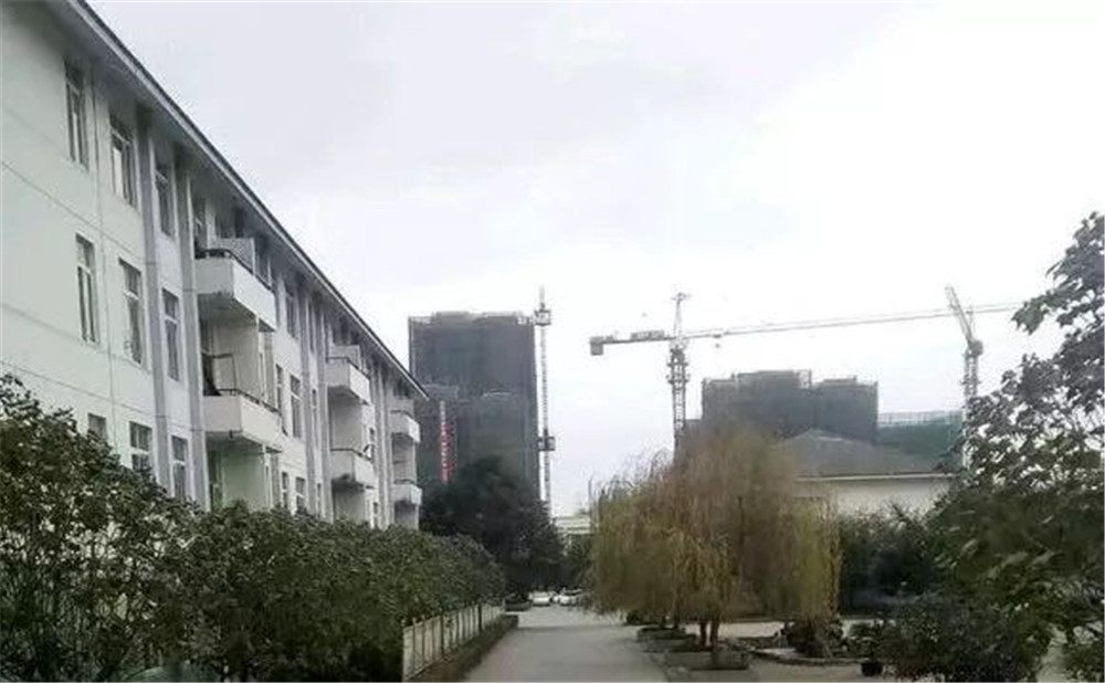 淮口中學(xué)去年的錄取分數(shù)線是多少？
