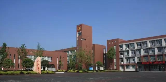 華潤高級中學(xué)2020年的招生計(jì)劃是多少？