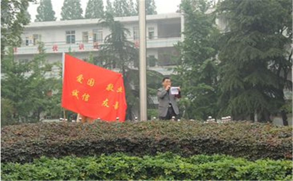 郫縣二中近三年錄取分?jǐn)?shù)線是多少？