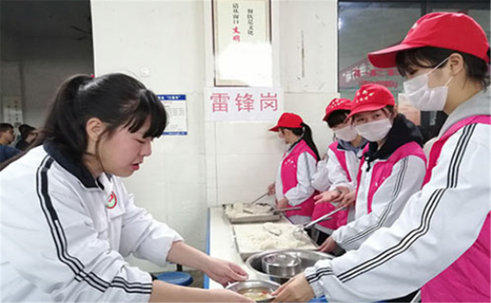 成都市太平中學(xué)的錄取分?jǐn)?shù)是多少？