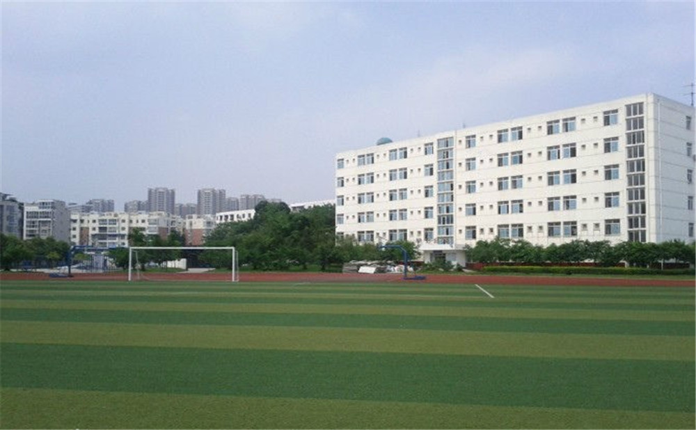 2020年龍泉二中計劃招多少人？