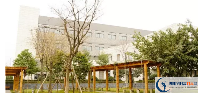 2020石室天府中學初升高的學費是多少？