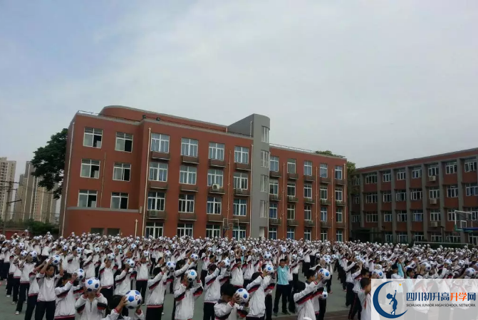 2020四川師范大學(xué)附屬第三實(shí)驗(yàn)中學(xué)的升學(xué)率是多少？