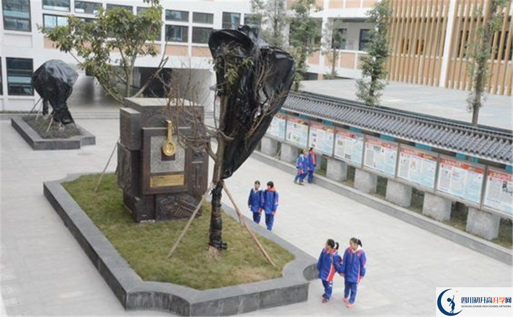 2020年成都石室蜀都中學(xué)的升學(xué)率有多少？