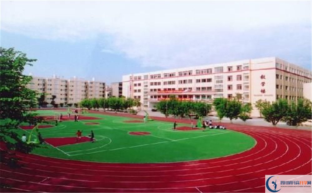 成都實驗外國語學(xué)校是怎么樣的學(xué)校？