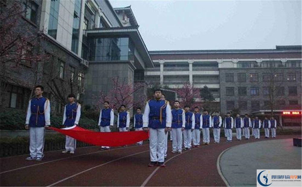 考成都市西北中學(xué)的分?jǐn)?shù)線是多少？
