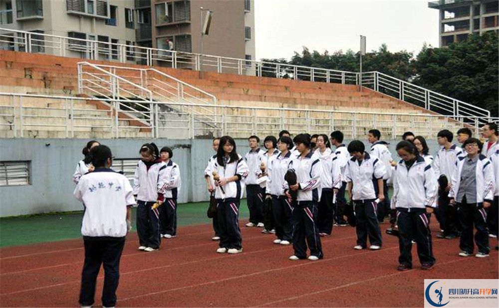 成都樹德中學(xué)光華校區(qū)住宿費(fèi)用是多少錢？