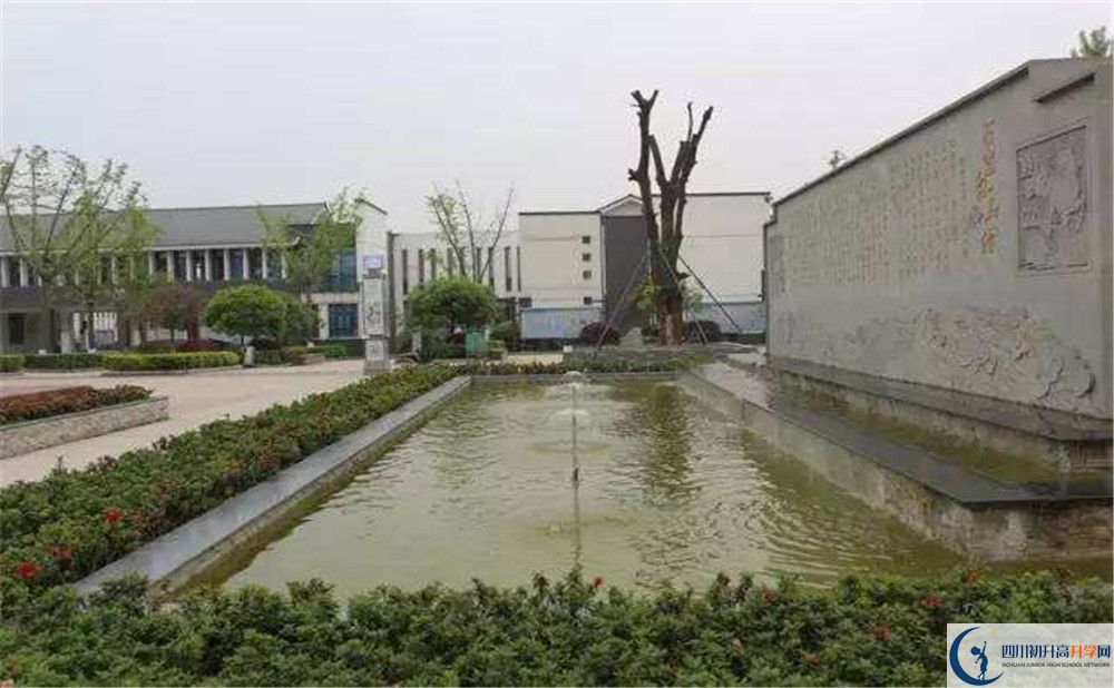 石室白馬中學初升高自主招生錄取線是多少分？