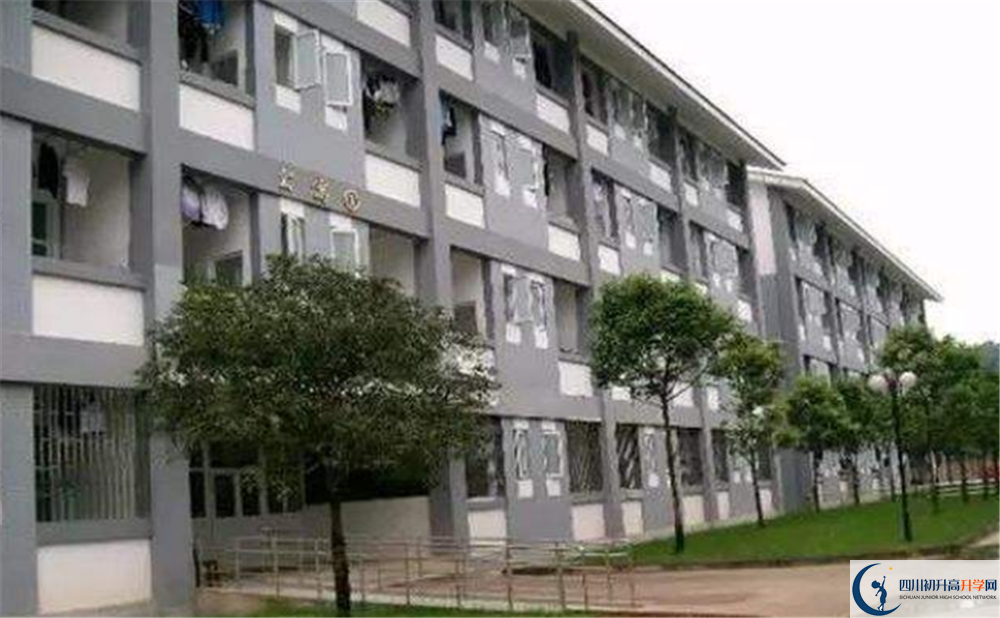 平樂(lè)中學(xué)2020清華北大錄取學(xué)生多少？