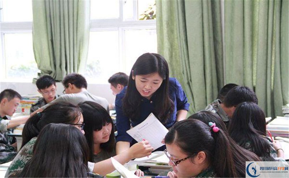 八一聚源高級中學(xué)的高中住宿怎么樣？