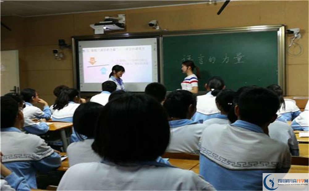 華潤高級中學2020年高三文綜測試題難嗎？