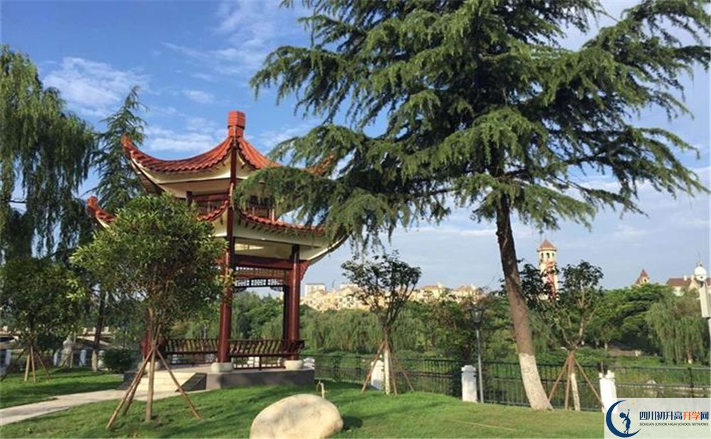 三原外國語學(xué)校平行班中考重點率是多少？