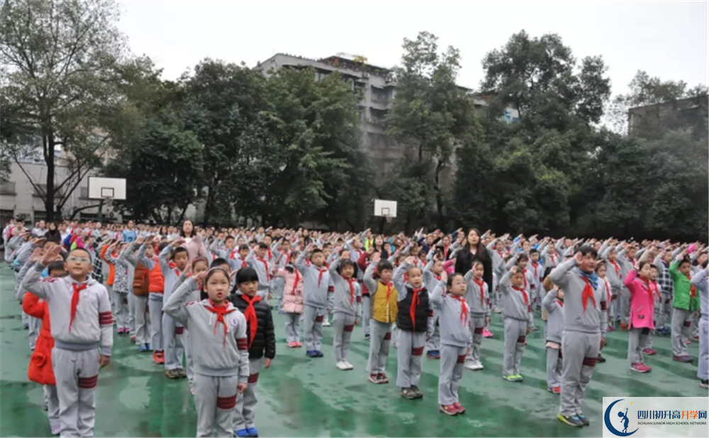 成都市石室聯(lián)中蜀華分校軍訓(xùn)多久？