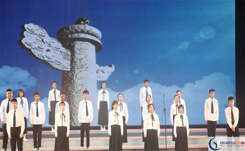 龍泉二中2020年高考人數(shù)是多少？