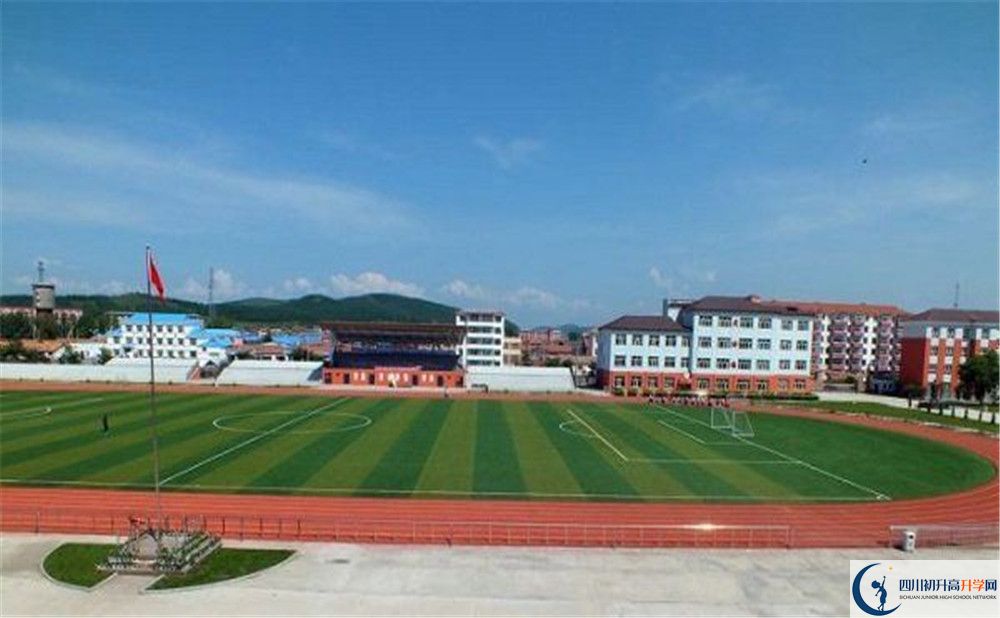 成都西藏中學2019年中考錄取分數(shù)線