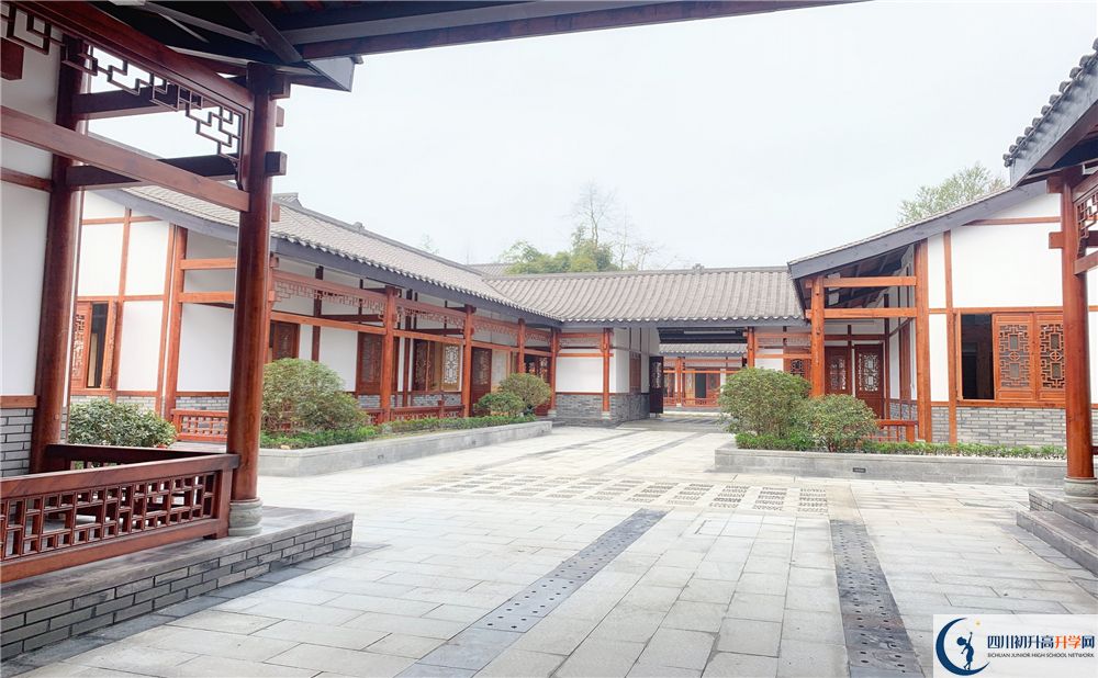 成都綿實(shí)外國(guó)語(yǔ)學(xué)校2020年錄取標(biāo)準(zhǔn)是什么？